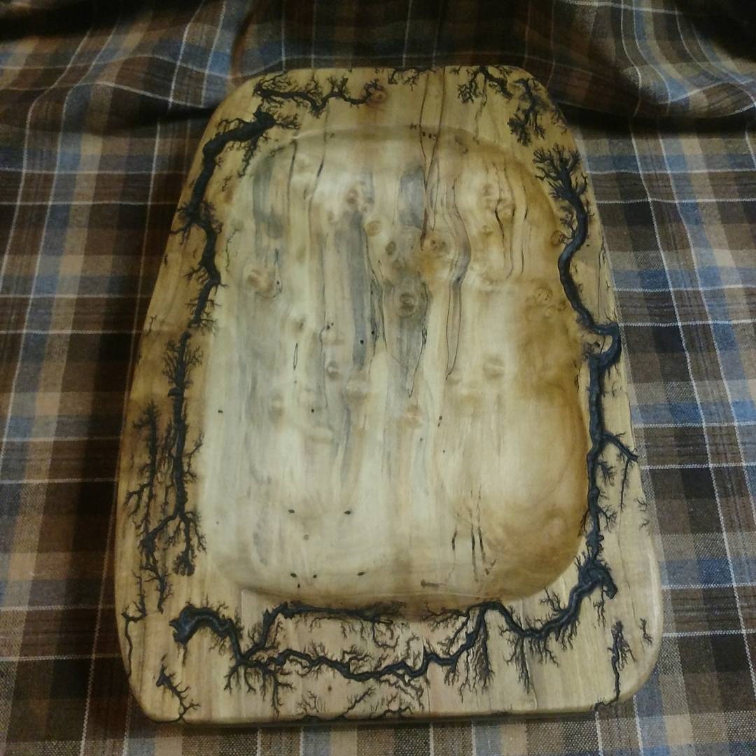 Electrifed Wood Artisan bringing you hand carved wooden spoons, dough bowls,custom wood work and unique keepsakes and gifts seared with lictenberg burns of beautiful distinction.